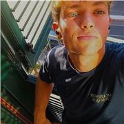 Laureando di ingegneria aerospaziale offre ripetizioni e aiuto compiti di matematica, fisica, disegno tecnico, scienze e inglese